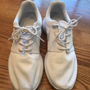 Women’s Nike One White Running Training Shoes
